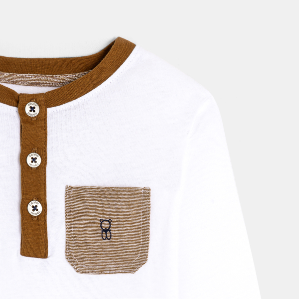 تيشيرت تونسي أبيض بأكمام طويلة للأولاد الصغار